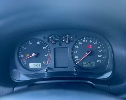 Красный Фольксваген Гольф, объемом двигателя 1.39 л и пробегом 272 тыс. км за 3600 $, фото 3 на Automoto.ua