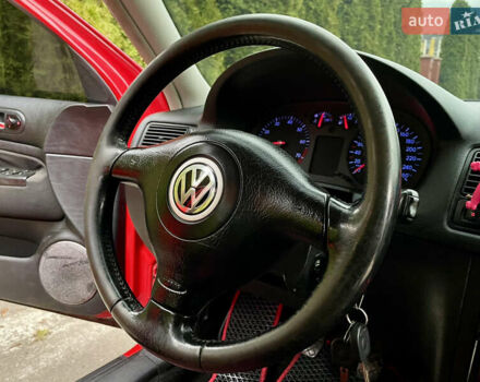 Червоний Фольксваген Гольф, об'ємом двигуна 1.6 л та пробігом 216 тис. км за 3200 $, фото 8 на Automoto.ua