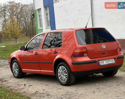 Фольксваген Гольф 1998 у Тульчине на Automoto.ua Червоний Фольксваген Гольф, об'ємом двигуна 1.39 л та пробігом 300 тис. км за 3000 $, фото 4 на Automoto.ua