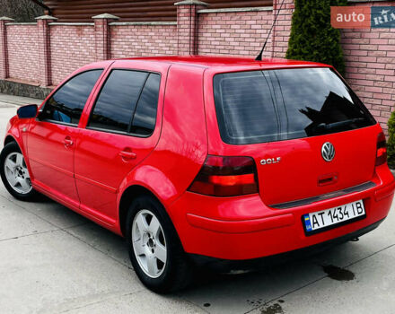 Червоний Фольксваген Гольф, об'ємом двигуна 1.6 л та пробігом 216 тис. км за 3200 $, фото 28 на Automoto.ua