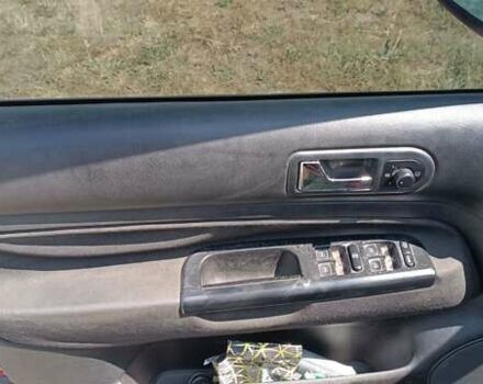 Красный Фольксваген Гольф, объемом двигателя 1.6 л и пробегом 274 тыс. км за 4300 $, фото 8 на Automoto.ua