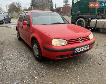 Красный Фольксваген Гольф, объемом двигателя 1.4 л и пробегом 180 тыс. км за 3200 $, фото 3 на Automoto.ua