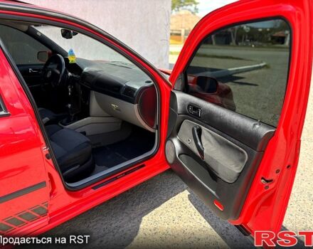 Червоний Фольксваген Гольф, об'ємом двигуна 1.6 л та пробігом 0 тис. км за 4300 $, фото 10 на Automoto.ua