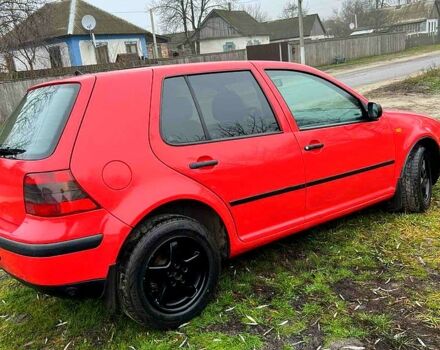 Красный Фольксваген Гольф, объемом двигателя 1.6 л и пробегом 250 тыс. км за 2900 $, фото 2 на Automoto.ua