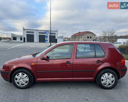 Красный Фольксваген Гольф, объемом двигателя 1.6 л и пробегом 179 тыс. км за 4100 $, фото 4 на Automoto.ua
