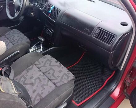 Червоний Фольксваген Гольф, об'ємом двигуна 1.9 л та пробігом 404 тис. км за 4550 $, фото 11 на Automoto.ua
