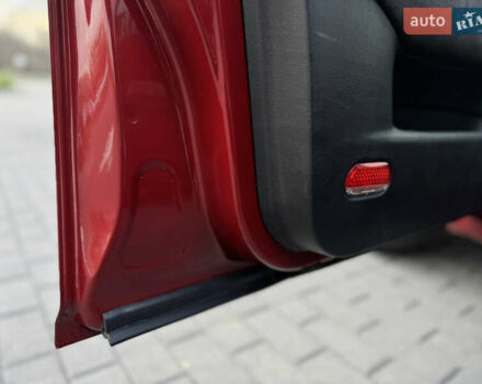Красный Фольксваген Гольф, объемом двигателя 1.6 л и пробегом 179 тыс. км за 4100 $, фото 10 на Automoto.ua