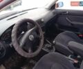Красный Фольксваген Гольф, объемом двигателя 1.39 л и пробегом 255 тыс. км за 3300 $, фото 11 на Automoto.ua