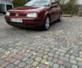 Красный Фольксваген Гольф, объемом двигателя 1.39 л и пробегом 255 тыс. км за 4200 $, фото 2 на Automoto.ua