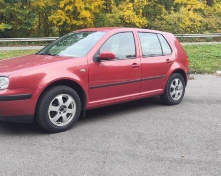 Красный Фольксваген Гольф, объемом двигателя 1.4 л и пробегом 250 тыс. км за 4800 $, фото 2 на Automoto.ua