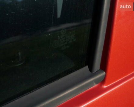 Красный Фольксваген Гольф, объемом двигателя 1.6 л и пробегом 225 тыс. км за 4150 $, фото 9 на Automoto.ua