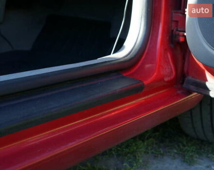 Красный Фольксваген Гольф, объемом двигателя 1.6 л и пробегом 225 тыс. км за 4150 $, фото 28 на Automoto.ua