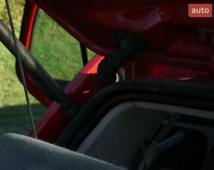 Красный Фольксваген Гольф, объемом двигателя 1.6 л и пробегом 225 тыс. км за 4150 $, фото 73 на Automoto.ua