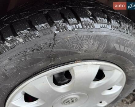 Червоний Фольксваген Гольф, об'ємом двигуна 1.6 л та пробігом 184 тис. км за 4100 $, фото 75 на Automoto.ua