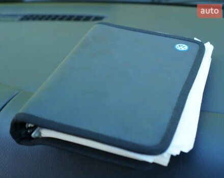 Красный Фольксваген Гольф, объемом двигателя 1.6 л и пробегом 225 тыс. км за 4150 $, фото 85 на Automoto.ua