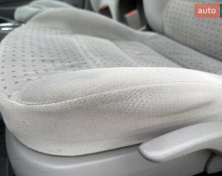 Червоний Фольксваген Гольф, об'ємом двигуна 1.6 л та пробігом 185 тис. км за 5250 $, фото 38 на Automoto.ua