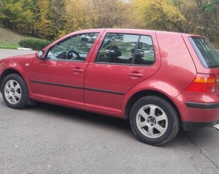 Красный Фольксваген Гольф, объемом двигателя 1.4 л и пробегом 250 тыс. км за 4800 $, фото 5 на Automoto.ua