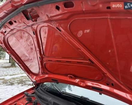 Червоний Фольксваген Гольф, об'ємом двигуна 1.6 л та пробігом 184 тис. км за 4100 $, фото 80 на Automoto.ua