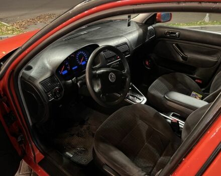 Червоний Фольксваген Гольф, об'ємом двигуна 1.6 л та пробігом 400 тис. км за 5000 $, фото 3 на Automoto.ua