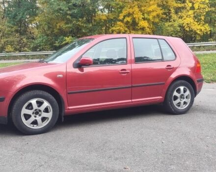 Красный Фольксваген Гольф, объемом двигателя 1.4 л и пробегом 250 тыс. км за 4800 $, фото 3 на Automoto.ua