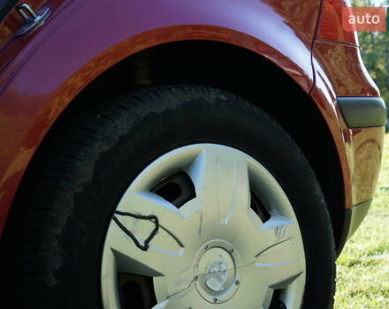 Красный Фольксваген Гольф, объемом двигателя 1.6 л и пробегом 225 тыс. км за 4150 $, фото 52 на Automoto.ua