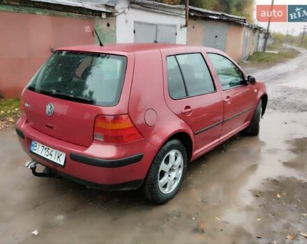 Красный Фольксваген Гольф, объемом двигателя 1.4 л и пробегом 270 тыс. км за 3350 $, фото 1 на Automoto.ua
