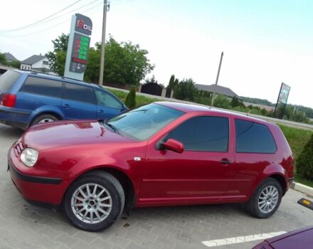 Красный Фольксваген Гольф, объемом двигателя 1.4 л и пробегом 345 тыс. км за 3716 $, фото 7 на Automoto.ua