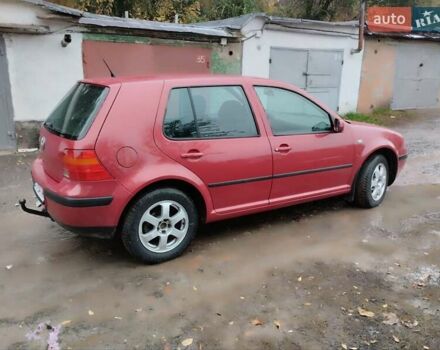 Красный Фольксваген Гольф, объемом двигателя 1.4 л и пробегом 270 тыс. км за 3350 $, фото 2 на Automoto.ua