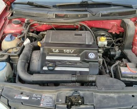 Червоний Фольксваген Гольф, об'ємом двигуна 1.4 л та пробігом 168 тис. км за 3850 $, фото 1 на Automoto.ua