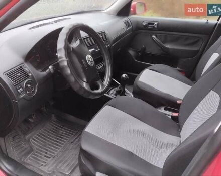 Красный Фольксваген Гольф, объемом двигателя 1.4 л и пробегом 270 тыс. км за 3350 $, фото 14 на Automoto.ua