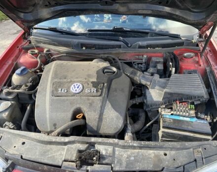 Красный Фольксваген Гольф, объемом двигателя 1.4 л и пробегом 260 тыс. км за 2300 $, фото 7 на Automoto.ua