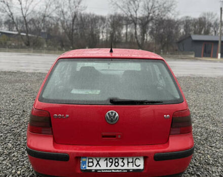 Красный Фольксваген Гольф, объемом двигателя 1.6 л и пробегом 215 тыс. км за 4799 $, фото 3 на Automoto.ua