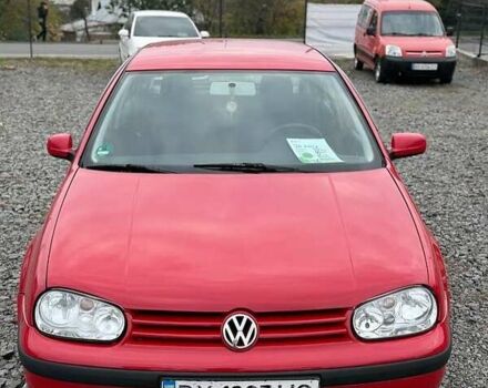 Фольксваген Гольф 2001 в Хмельницком на Automoto.ua Красный Фольксваген Гольф, объемом двигателя 1.6 л и пробегом 220 тыс. км за 4600 $, фото 2 на Automoto.ua