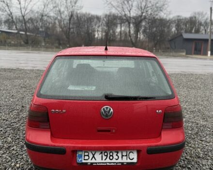 Красный Фольксваген Гольф, объемом двигателя 1.6 л и пробегом 215 тыс. км за 4850 $, фото 5 на Automoto.ua