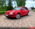 Красный Фольксваген Гольф, объемом двигателя 1.6 л и пробегом 320 тыс. км за 3700 $, фото 1 на Automoto.ua