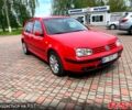 Красный Фольксваген Гольф, объемом двигателя 1.6 л и пробегом 320 тыс. км за 3700 $, фото 1 на Automoto.ua