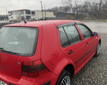 Красный Фольксваген Гольф, объемом двигателя 1.6 л и пробегом 215 тыс. км за 4850 $, фото 3 на Automoto.ua