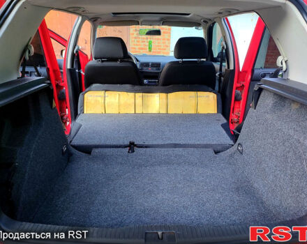 Червоний Фольксваген Гольф, об'ємом двигуна 1.6 л та пробігом 220 тис. км за 4399 $, фото 10 на Automoto.ua