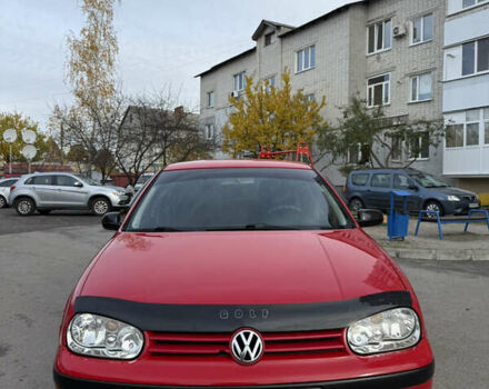Червоний Фольксваген Гольф, об'ємом двигуна 1.39 л та пробігом 209 тис. км за 3850 $, фото 2 на Automoto.ua