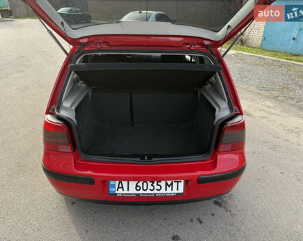 Червоний Фольксваген Гольф, об'ємом двигуна 1.39 л та пробігом 209 тис. км за 3850 $, фото 12 на Automoto.ua