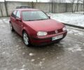 Красный Фольксваген Гольф, объемом двигателя 1.6 л и пробегом 350 тыс. км за 4500 $, фото 1 на Automoto.ua