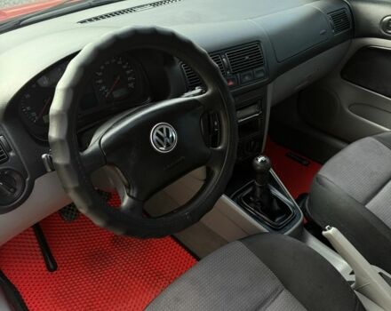 Червоний Фольксваген Гольф, об'ємом двигуна 1.4 л та пробігом 209 тис. км за 3850 $, фото 14 на Automoto.ua