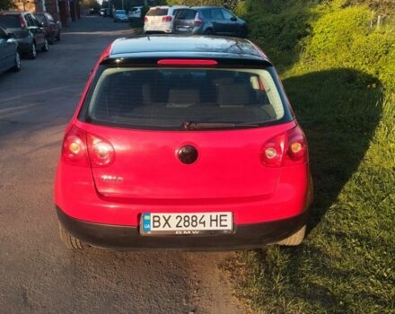 Красный Фольксваген Гольф, объемом двигателя 1.4 л и пробегом 184 тыс. км за 4850 $, фото 6 на Automoto.ua