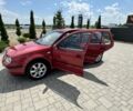 Красный Фольксваген Гольф, объемом двигателя 1.6 л и пробегом 237 тыс. км за 4900 $, фото 22 на Automoto.ua