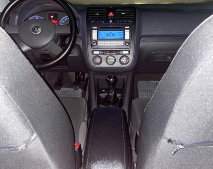 Красный Фольксваген Гольф, объемом двигателя 1.4 л и пробегом 198 тыс. км за 4500 $, фото 9 на Automoto.ua