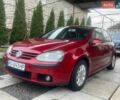 Красный Фольксваген Гольф, объемом двигателя 1.39 л и пробегом 205 тыс. км за 4050 $, фото 1 на Automoto.ua