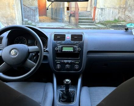 Красный Фольксваген Гольф, объемом двигателя 1.4 л и пробегом 0 тыс. км за 3400 $, фото 5 на Automoto.ua