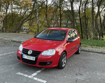 Червоний Фольксваген Гольф, об'ємом двигуна 1.6 л та пробігом 244 тис. км за 6200 $, фото 1 на Automoto.ua