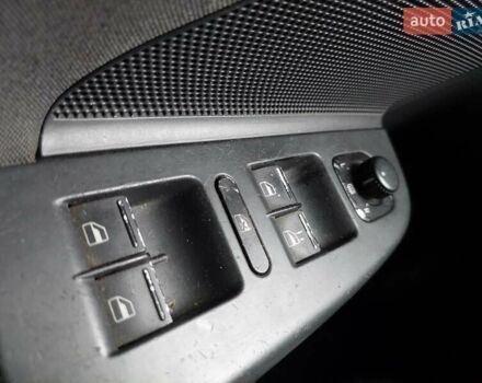 Червоний Фольксваген Гольф, об'ємом двигуна 1.9 л та пробігом 283 тис. км за 5000 $, фото 53 на Automoto.ua