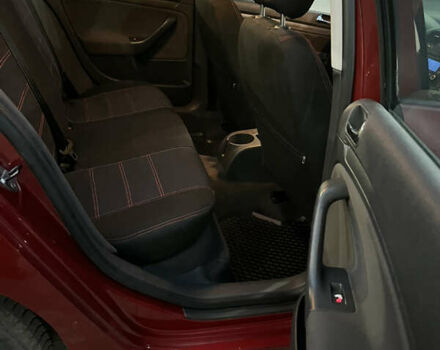 Красный Фольксваген Гольф, объемом двигателя 1.6 л и пробегом 195 тыс. км за 4700 $, фото 10 на Automoto.ua